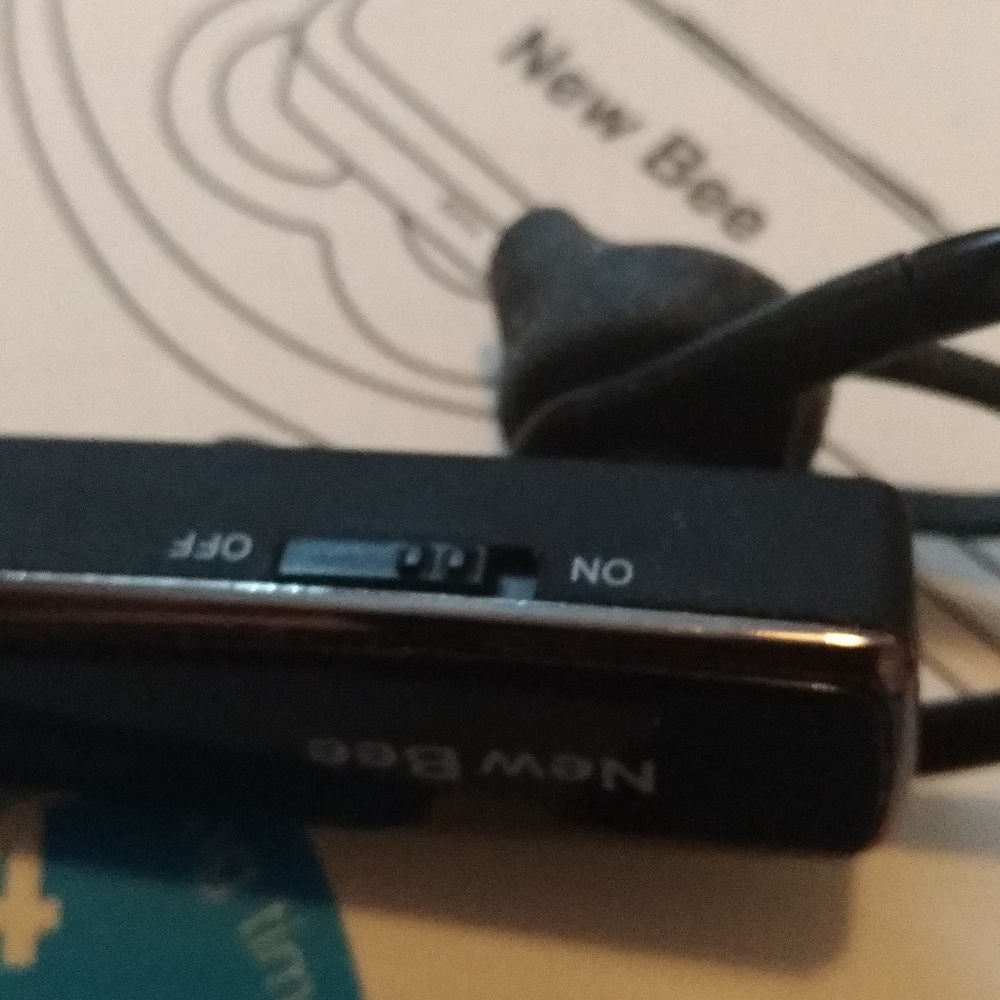 Bluetooth headset - Picture 2 of 3